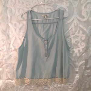 The cutest summer top!